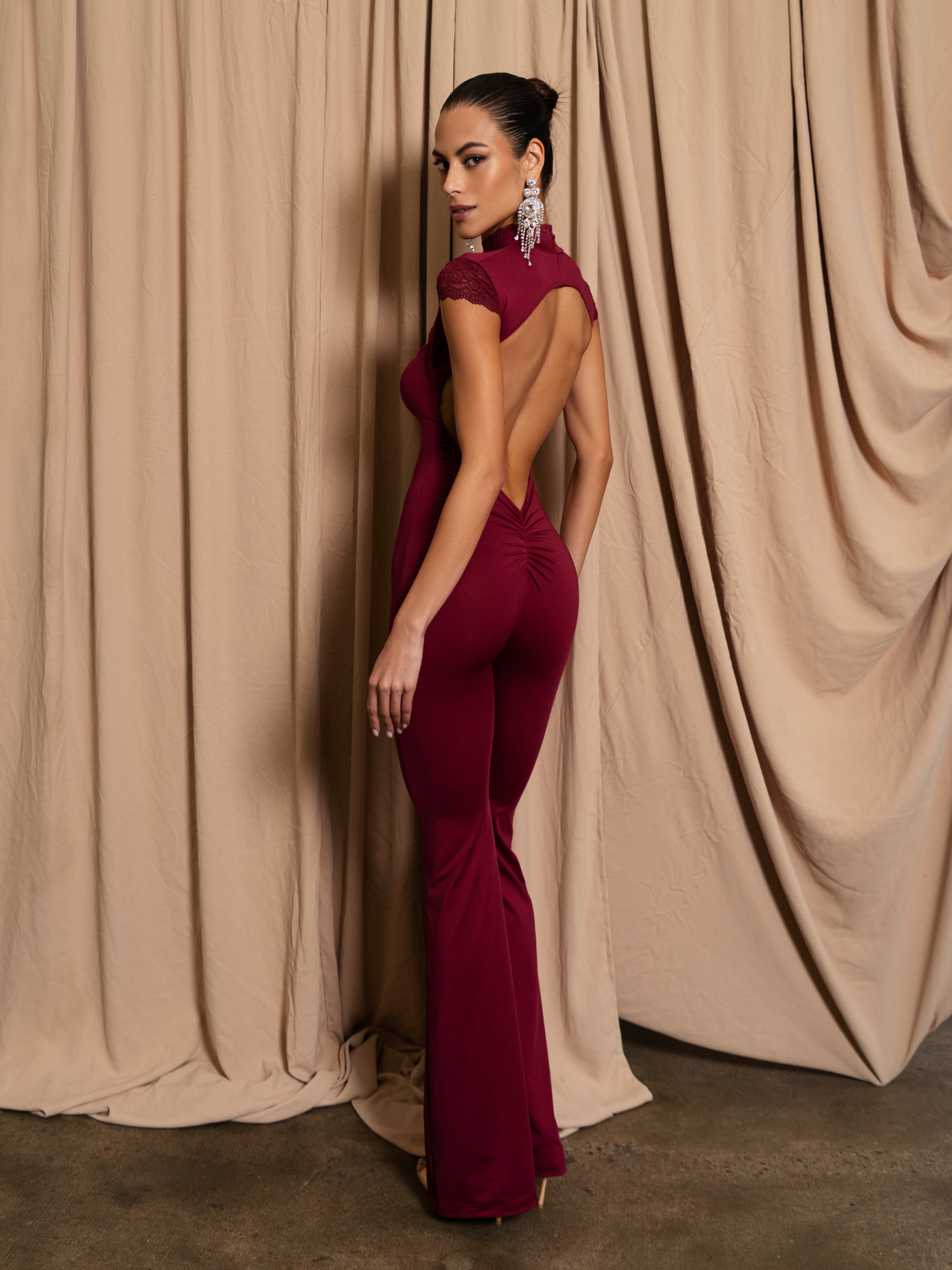 MONO REVERIE BURDEOS